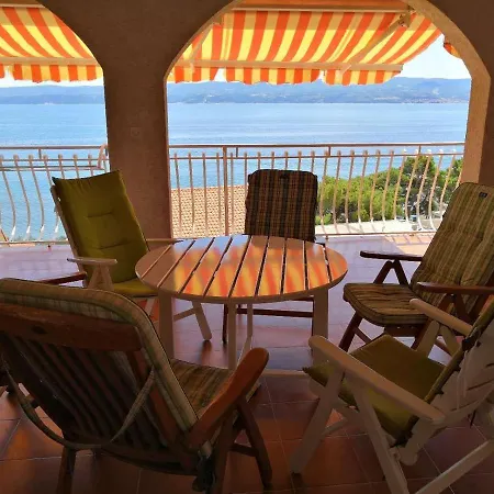 Amazing Bayview Apartman *